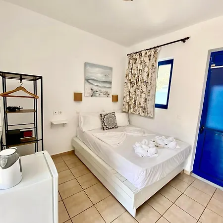 Athena Aparthotel 3*